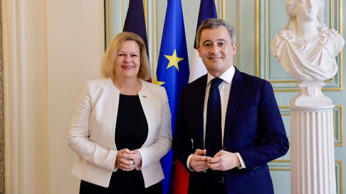 Die Bundesinnenministerin Nancy Faeser und ihr französischer Amtskollege Gérald Darmanin Quelle: Krüger